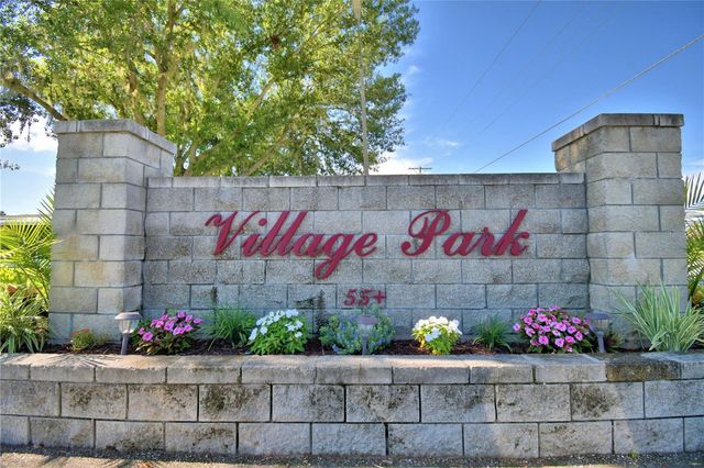 447 VILLAGE CIRCLE SW, Winter Haven, FL 33880