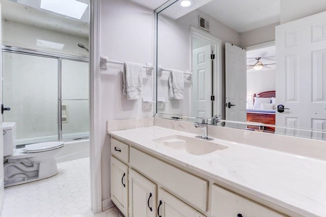 8469 WOOD BRIAR DR, Germantown, TN 38138