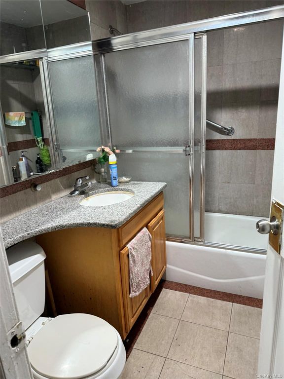 41-05 College Point Boulevard 2F, Flushing, NY 11355 — photo 5