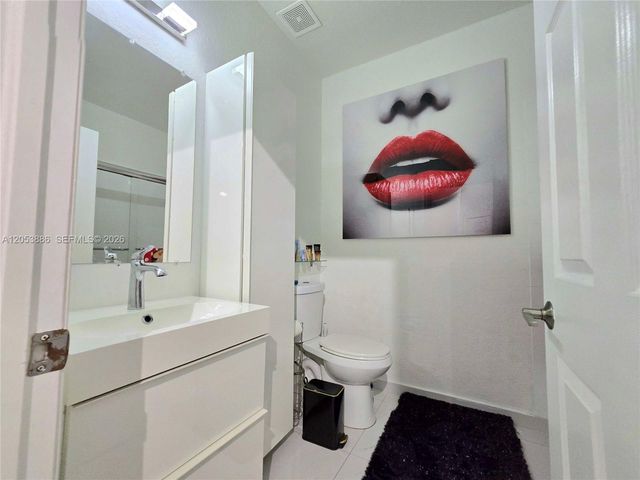 7831 NW 107th Court, Doral, FL 33178
