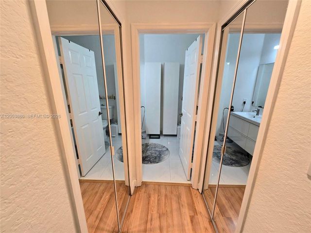 7831 NW 107th Court, Doral, FL 33178