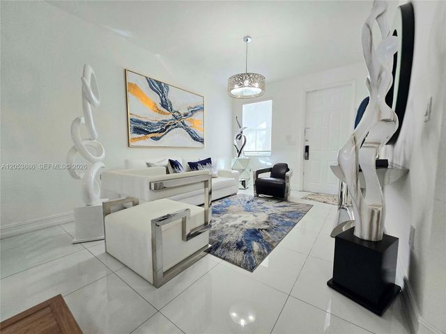 7831 NW 107th Court, Doral, FL 33178