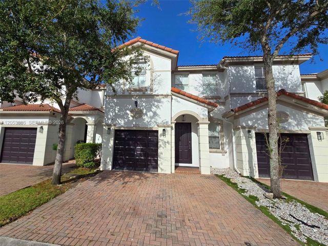 7831 NW 107th Court, Doral, FL 33178