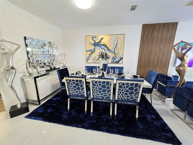 7831 NW 107th Court, Doral, FL 33178