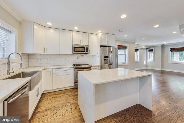 1330 STAPLES ST NE, Washington, DC 20002