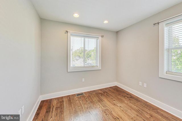 1330 STAPLES ST NE, Washington, DC 20002