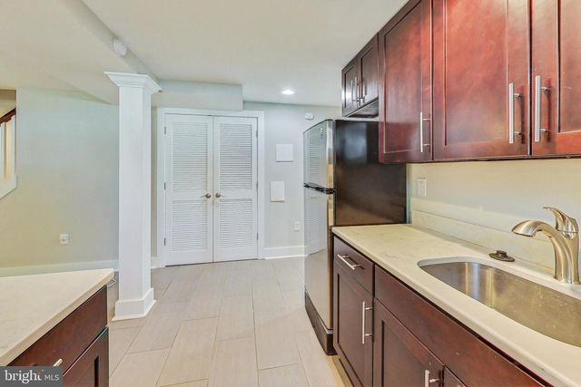 1330 STAPLES ST NE, Washington, DC 20002