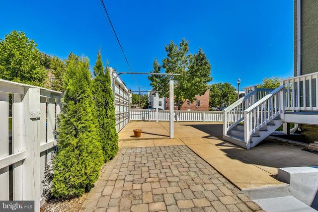 1330 STAPLES ST NE, Washington, DC 20002