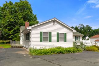 43 Tappan Street, Farmington, NH 03835