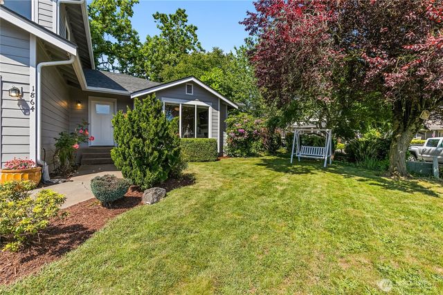 1864 19th Street Court, Lynden, WA 98264