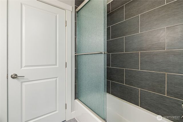1864 19th Street Court, Lynden, WA 98264
