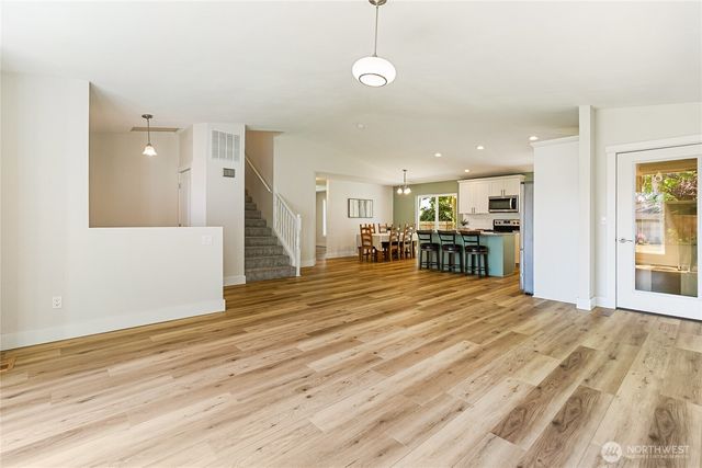 1864 19th Street Court, Lynden, WA 98264