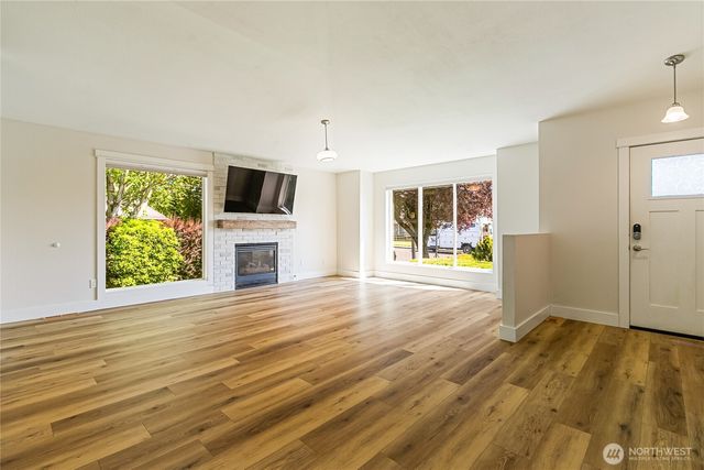 1864 19th Street Court, Lynden, WA 98264