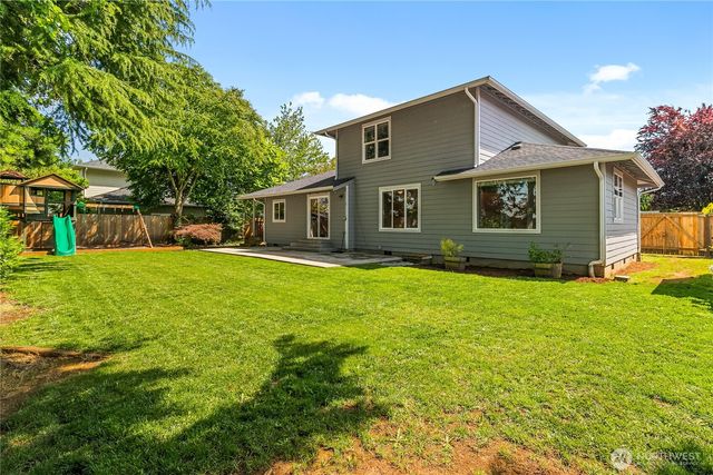 1864 19th Street Court, Lynden, WA 98264