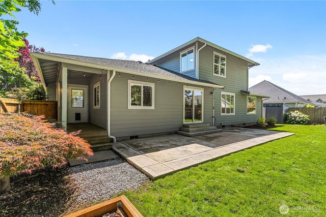 1864 19th Street Court, Lynden, WA 98264