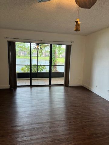 712 Sunny Pine Way, Greenacres, FL 33415