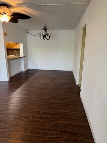 712 Sunny Pine Way, Greenacres, FL 33415
