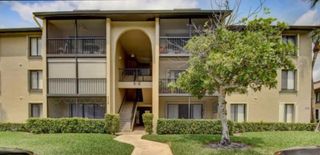 712 Sunny Pine Way, Greenacres, FL 33415