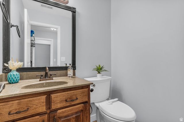 6014 W 5300 S, Hooper, UT 84315