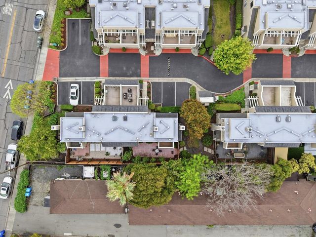 1993 Plymouth Street 11, Mountain View, CA 94043