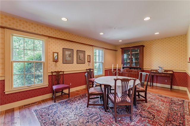 8051 Euclid Chardon Road, Kirtland, OH 44094