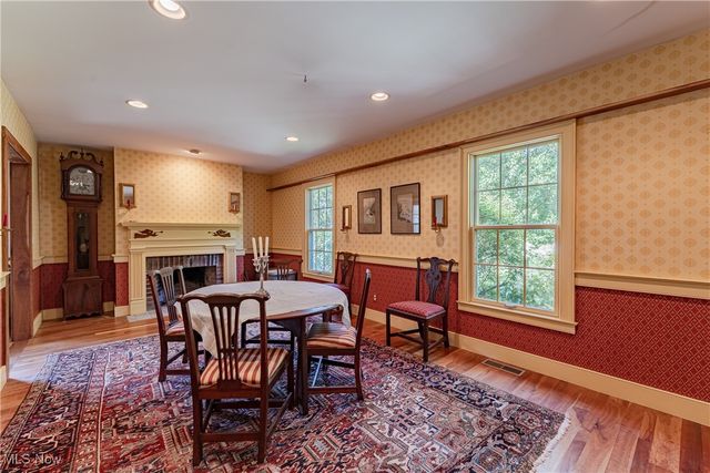 8051 Euclid Chardon Road, Kirtland, OH 44094