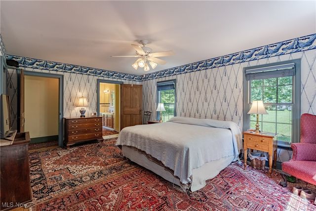 8051 Euclid Chardon Road, Kirtland, OH 44094