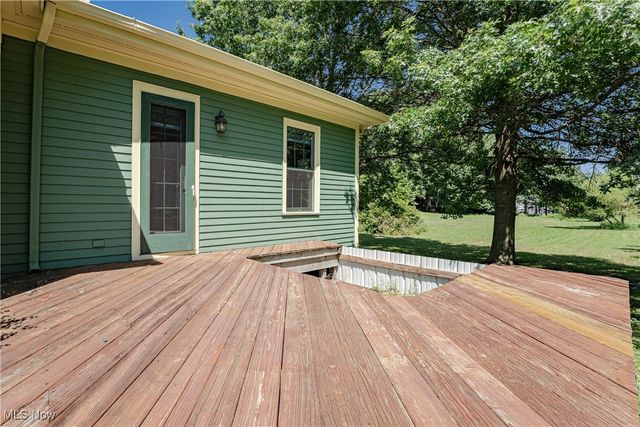 8051 Euclid Chardon Road, Kirtland, OH 44094