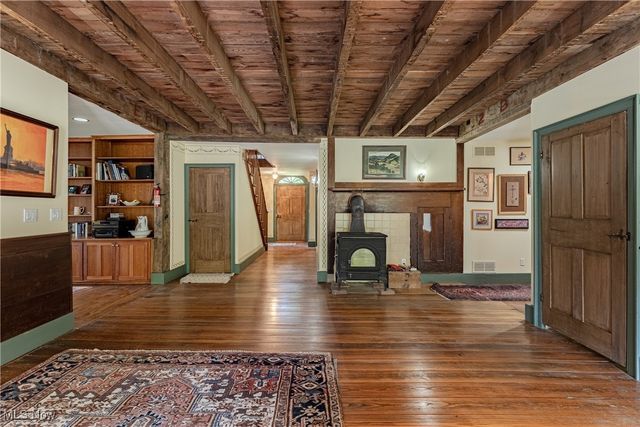 8051 Euclid Chardon Road, Kirtland, OH 44094