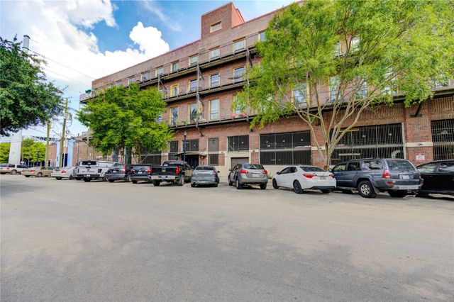 2205 Mckinney Street 510, Houston, TX 77003