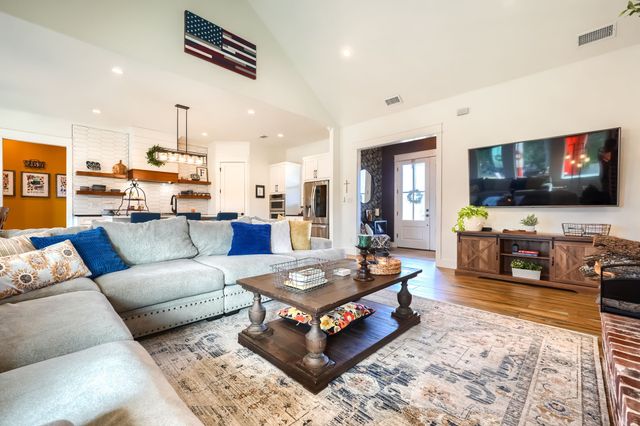 265 Hickory Court, Quinlan, TX 75474