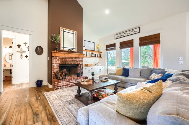 265 Hickory Court, Quinlan, TX 75474