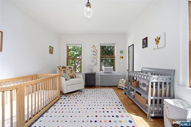 22 Laidlaw Avenue, Jersey City, NJ 07306