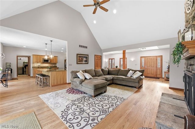 7500 Deerpath Trail, Seville, OH 44273