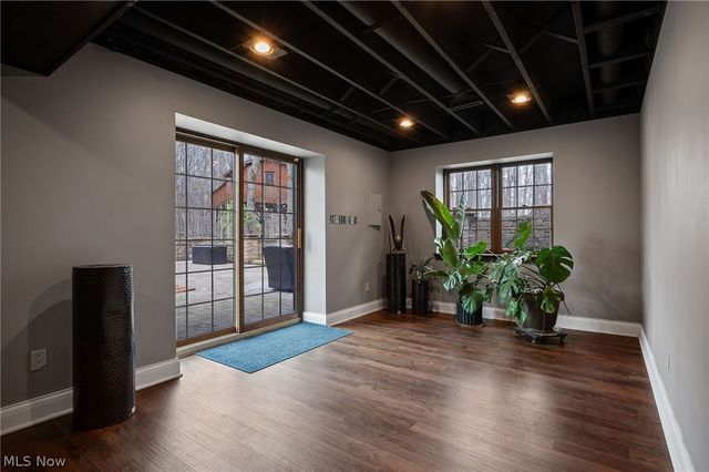 7500 Deerpath Trail, Seville, OH 44273