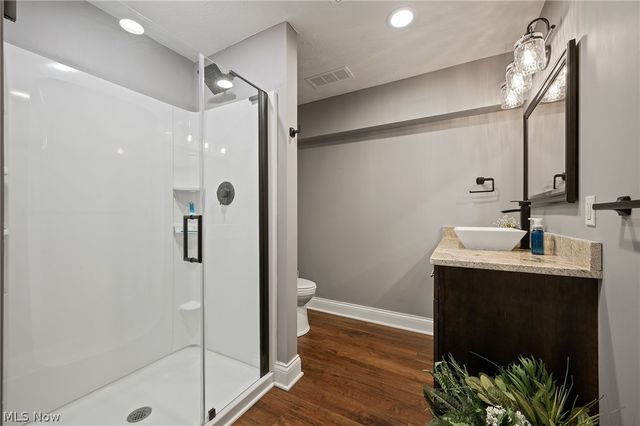 7500 Deerpath Trail, Seville, OH 44273