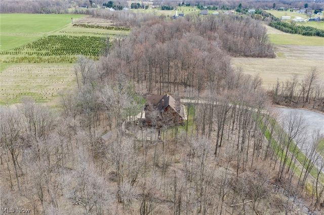 7500 Deerpath Trail, Seville, OH 44273