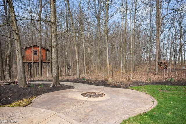 7500 Deerpath Trail, Seville, OH 44273