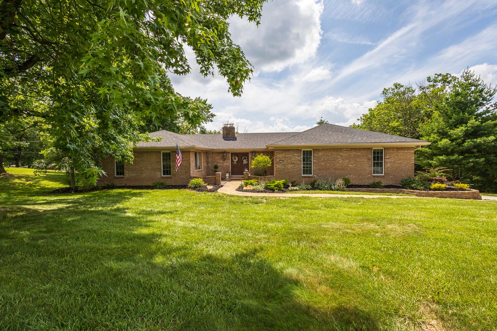 10509 Killarney Drive, Union, KY 41091