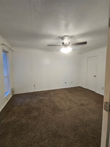 2066 Embassy Way, Carrollton, TX 75006