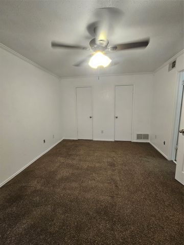 2066 Embassy Way, Carrollton, TX 75006