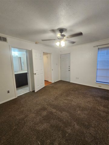 2066 Embassy Way, Carrollton, TX 75006