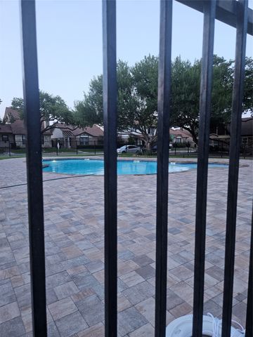 2066 Embassy Way, Carrollton, TX 75006