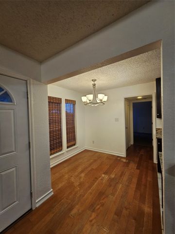 2066 Embassy Way, Carrollton, TX 75006