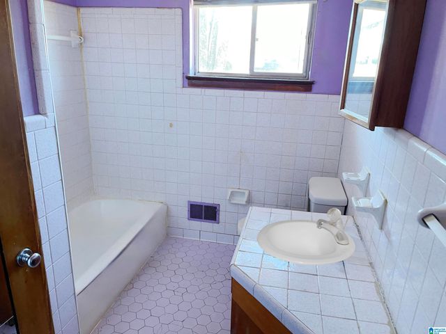 883 MCCARY STREET SW, Birmingham, AL 35211