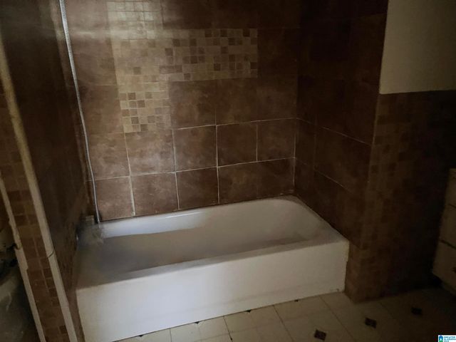 883 MCCARY STREET SW, Birmingham, AL 35211