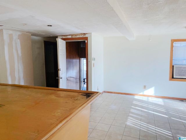 883 MCCARY STREET SW, Birmingham, AL 35211