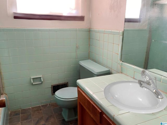 883 MCCARY STREET SW, Birmingham, AL 35211