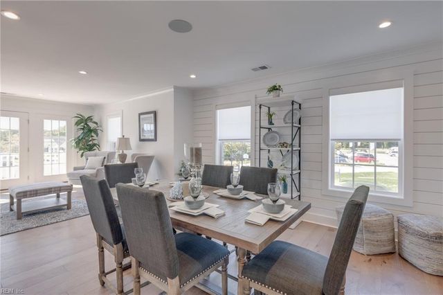 615 Commonwealth DR, Yorktown, VA 23693