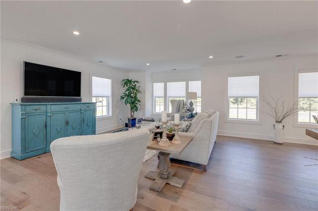 615 Commonwealth DR, Yorktown, VA 23693